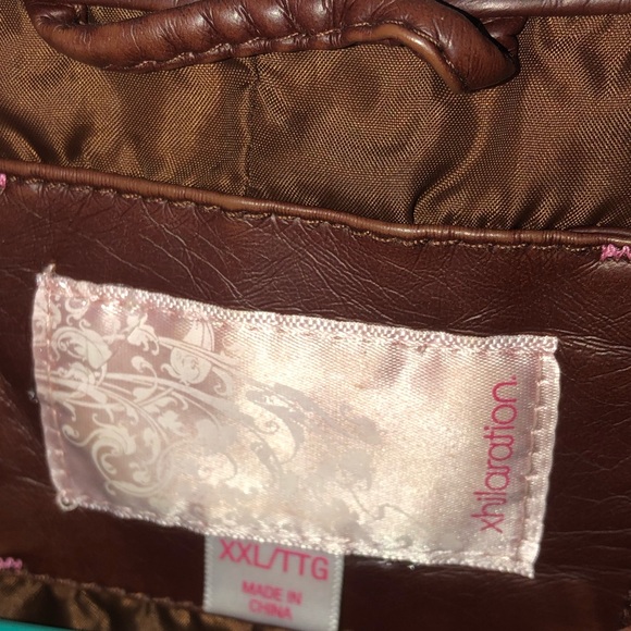 leather jacket - Picture 3 of 3